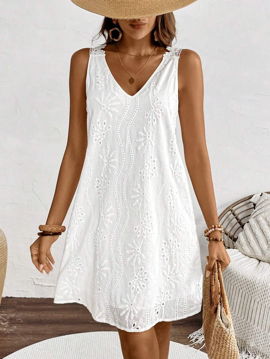 Genoveva | The Bohemian Scallop Dress