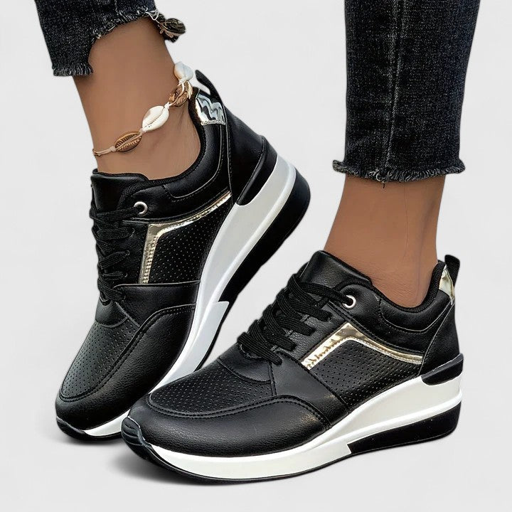 Muadhnait | The Chic Support Shoe