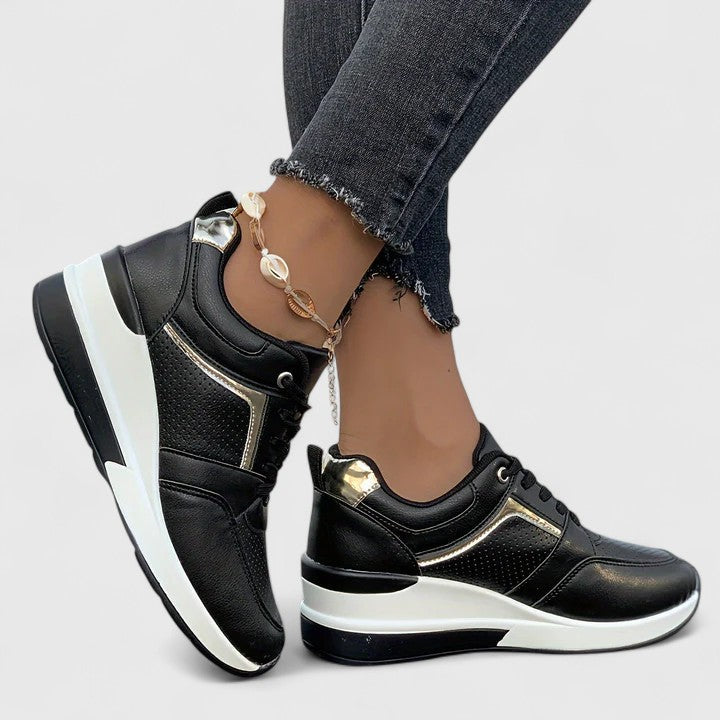 Muadhnait | The Chic Support Shoe