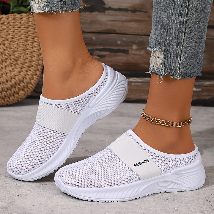 Sénait | The Summer Slip-On Made Simple