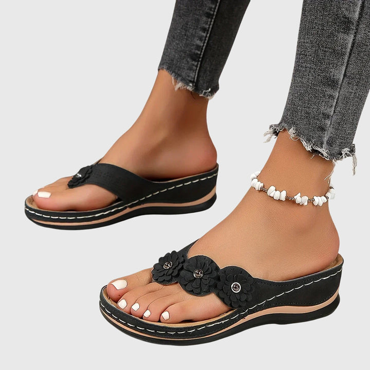 Cáit | Flip Flops That Don't Hurt