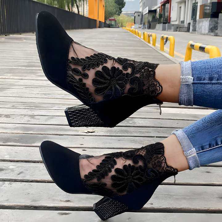 Constance | Heels That Ease the Ache