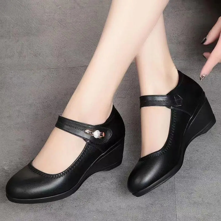 Dervla | The Heel That Doesn't Hurt