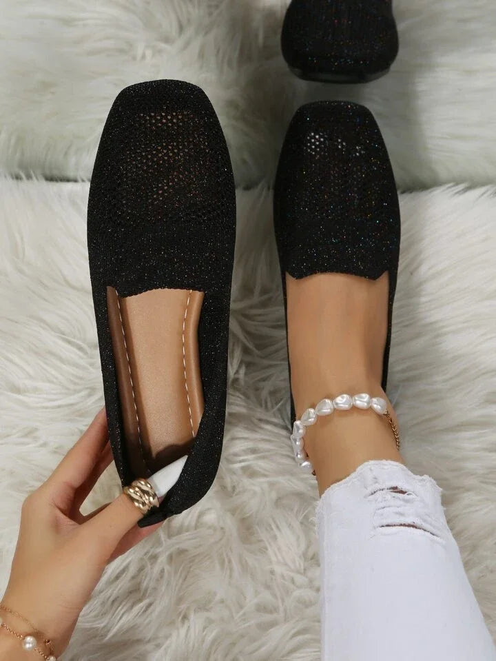 Caireann | Comfort, Support, and Vintage Style