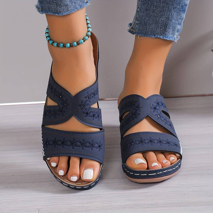 Naomhín | Walk Free From Foot Pain