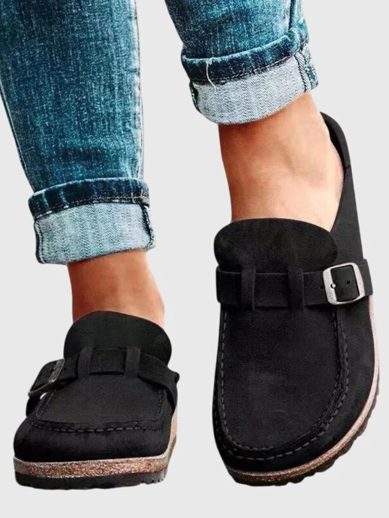 Tiarnait | The Cushioned Buckle Clog