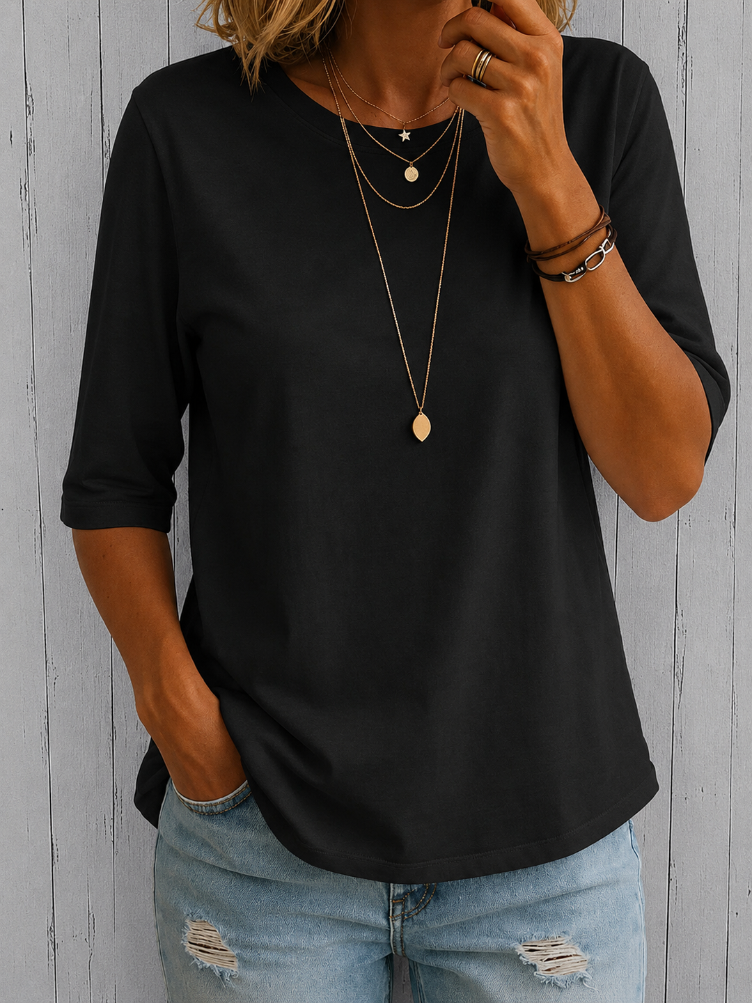 Damhnait | The Classic Half-Sleeve Tee