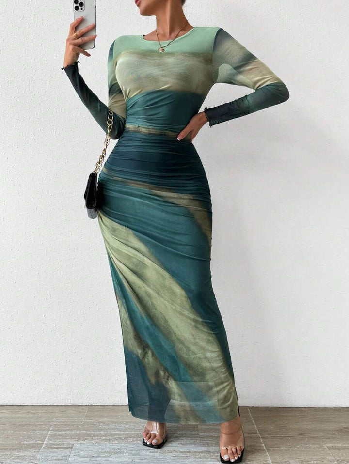 Petronella | The Printed Bodycon Maxi