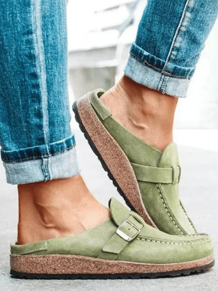 Tiarnait | The Cushioned Buckle Clog