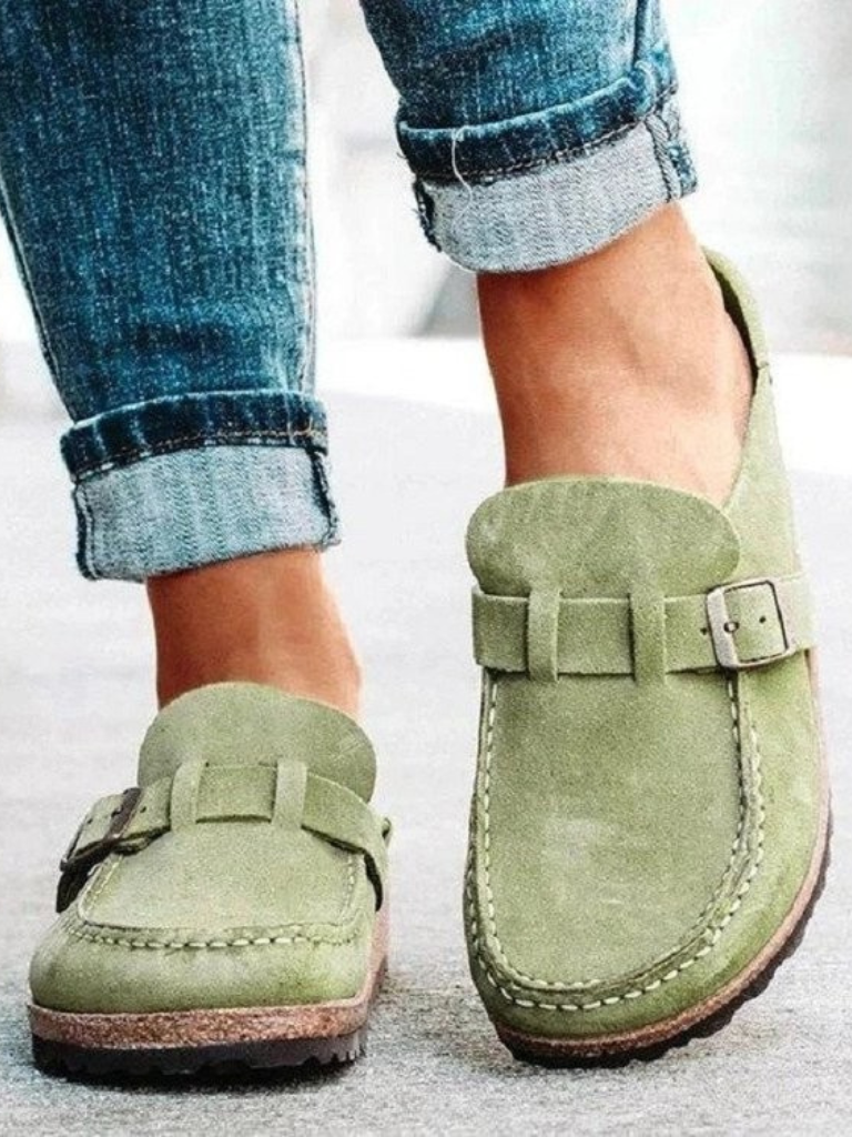 Tiarnait | The Cushioned Buckle Clog