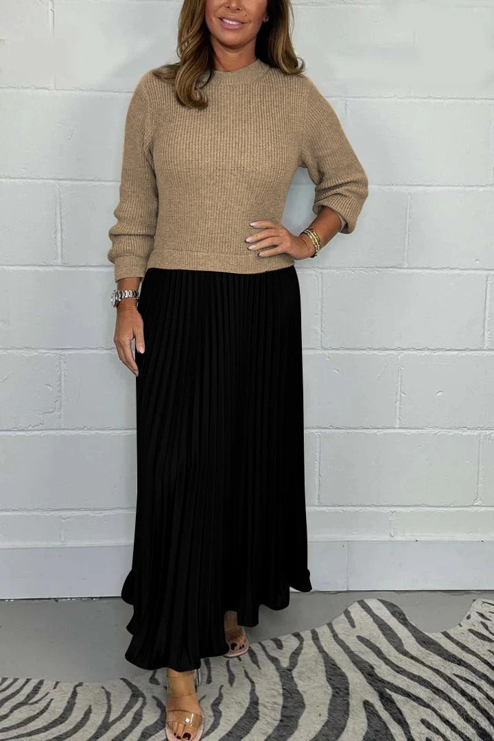 Saorla | The Long-Sleeve Pleated Maxi
