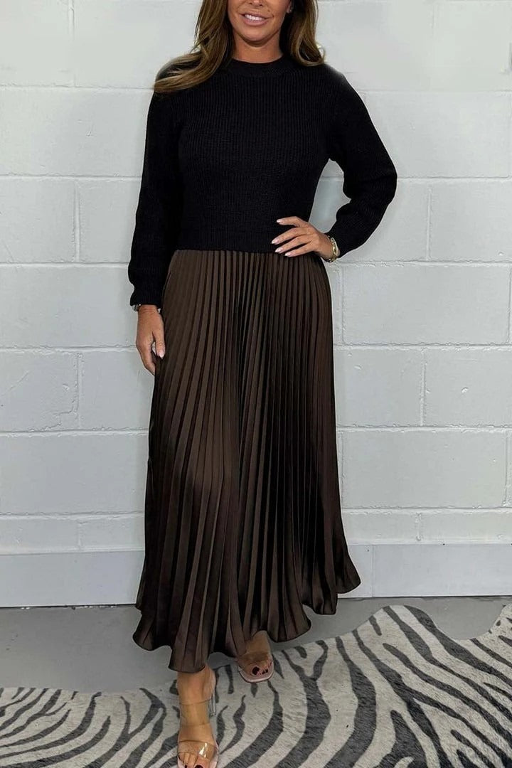 Saorla | The Long-Sleeve Pleated Maxi