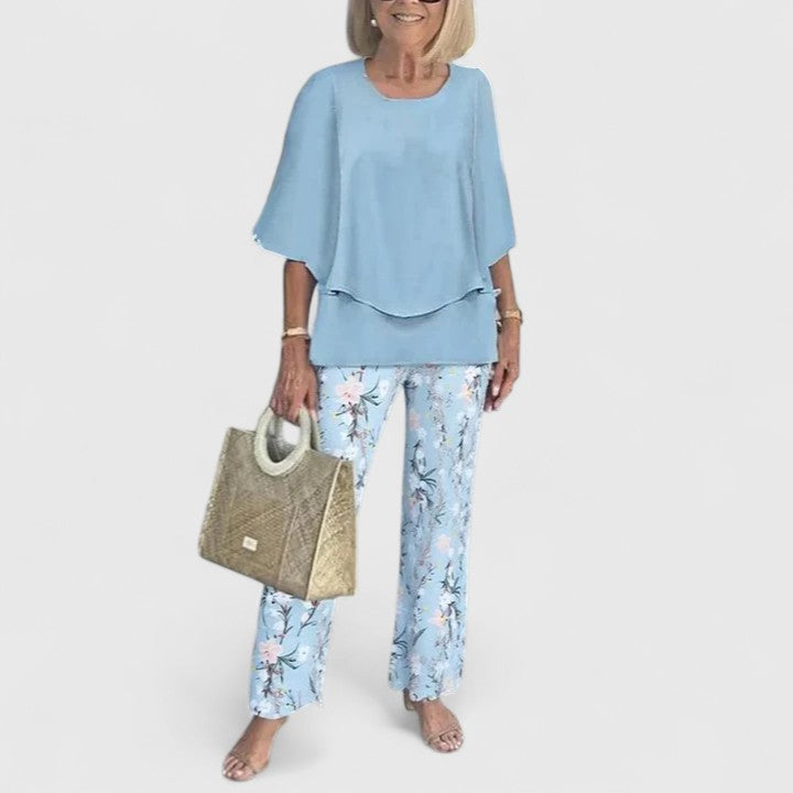 Della | The Sophisticated Two-Piece
