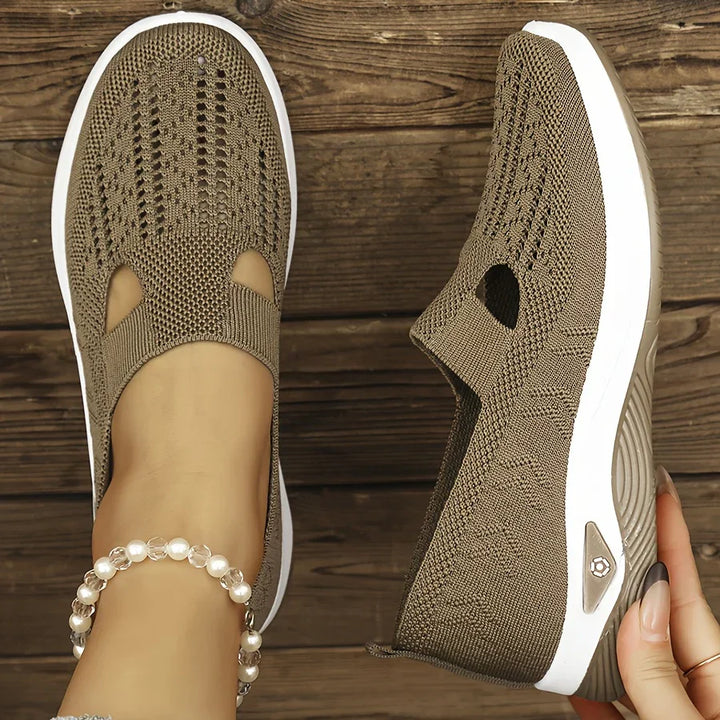 Tlachtga | The Slip-On Shoe That Simply Works