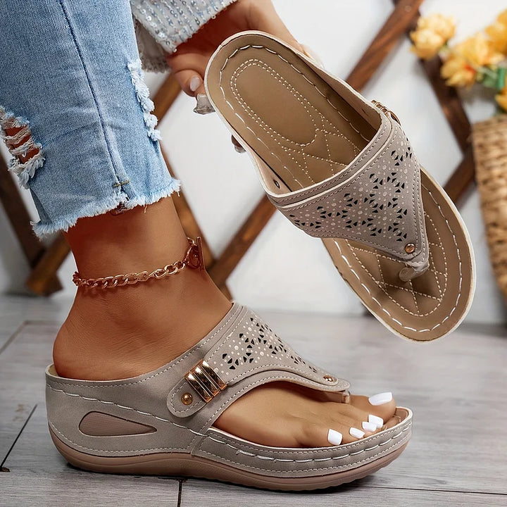 Rosetta | The Elegant Everyday Wedge