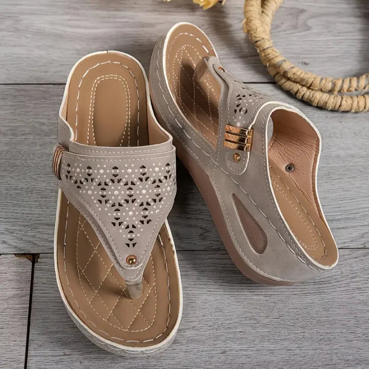 Rosetta | The Elegant Everyday Wedge
