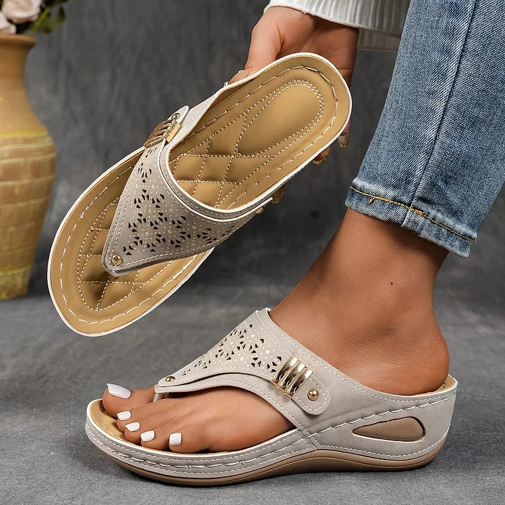 Rosetta | The Elegant Everyday Wedge