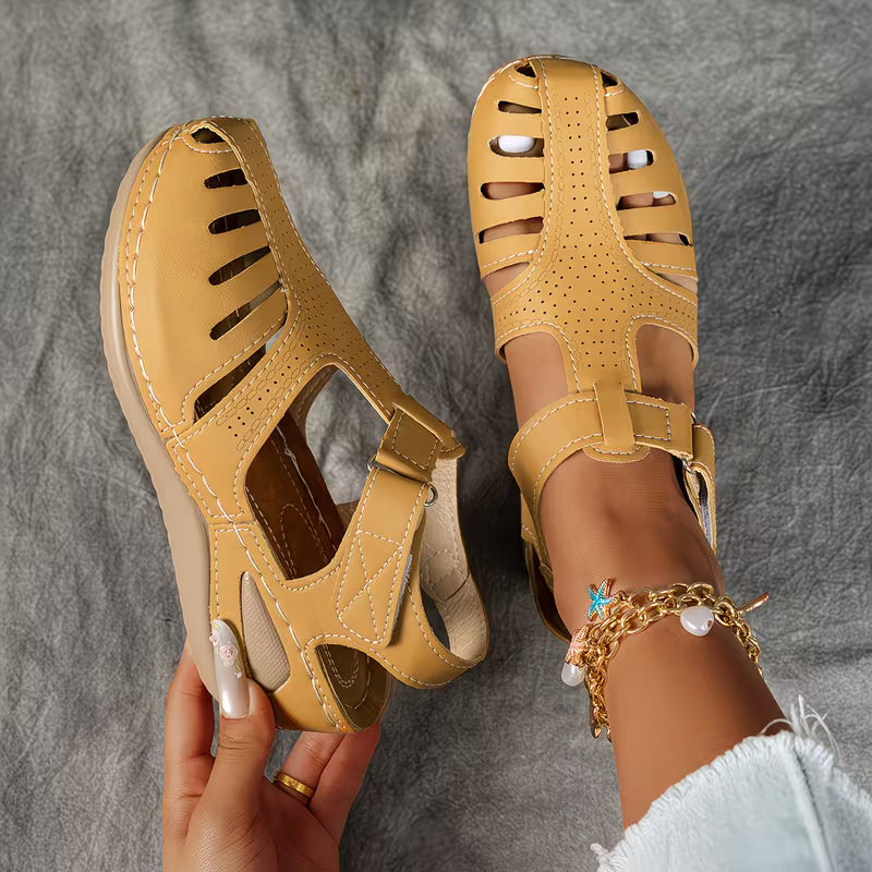 Sín | Orthopaedic Comfort, Timeless Gladiator Style