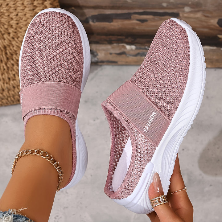 Sénait | The Summer Slip-On Made Simple