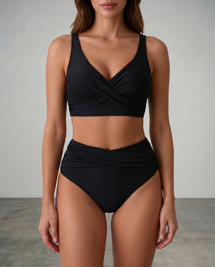 Cuimne | The Wrap Bikini That Flatters