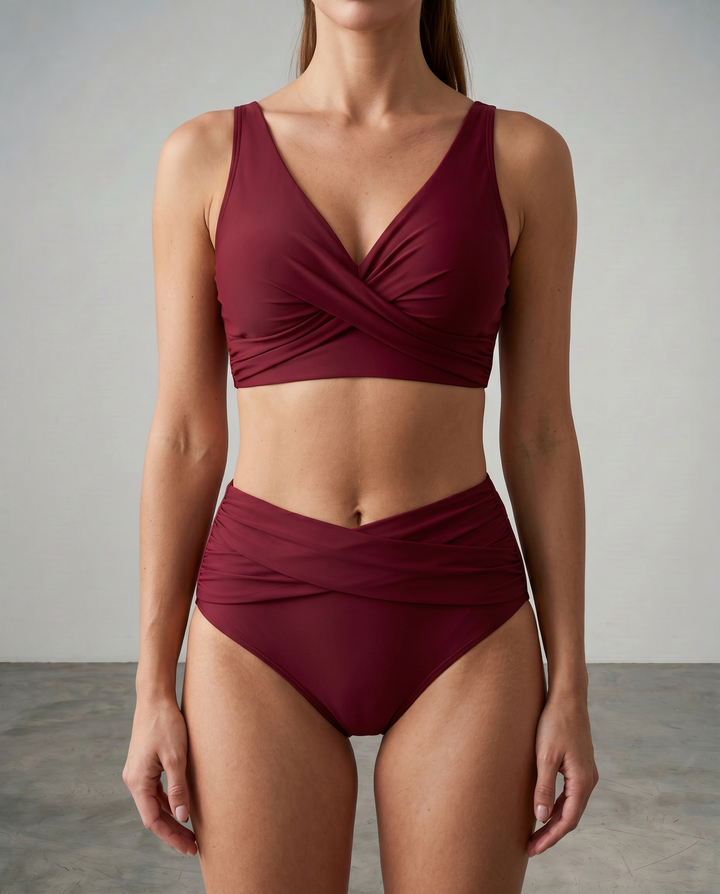 Cuimne | The Wrap Bikini That Flatters