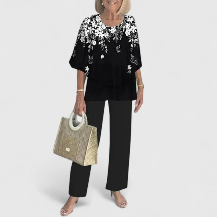 Della | The Sophisticated Two-Piece