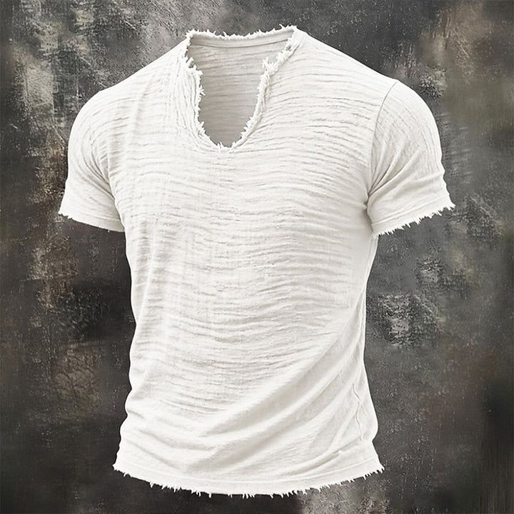 Cael | Casual Vintage V-Neck Tee