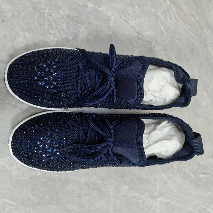 Aithbe | The Lace-Up With a Sparkle