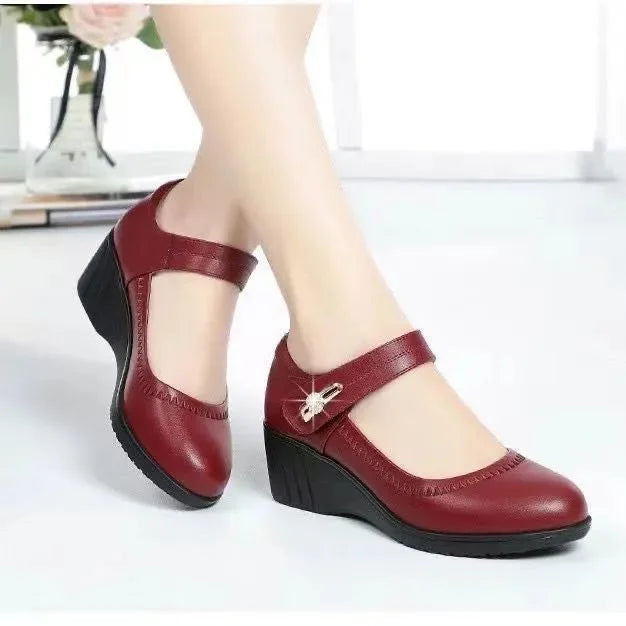 Dervla | The Heel That Doesn't Hurt