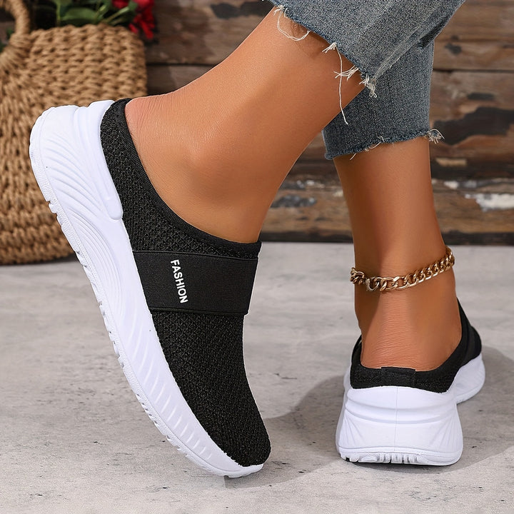 Sénait | The Summer Slip-On Made Simple