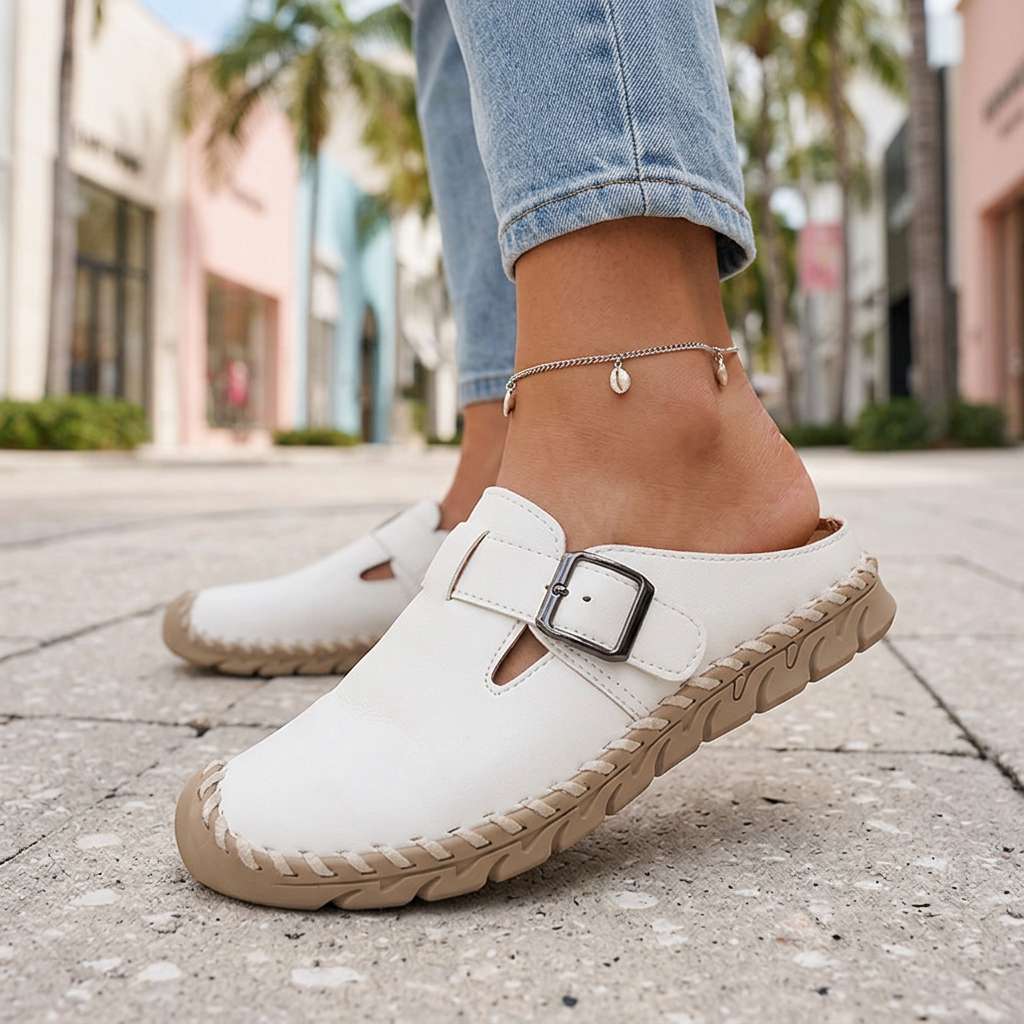Nóinín | The Sure-Footed Walking Sandal