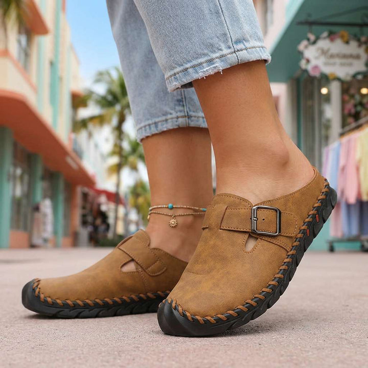 Nóinín | The Sure-Footed Walking Sandal