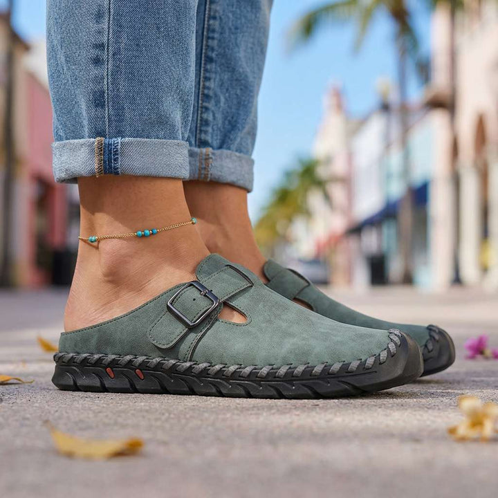Nóinín | The Sure-Footed Walking Sandal