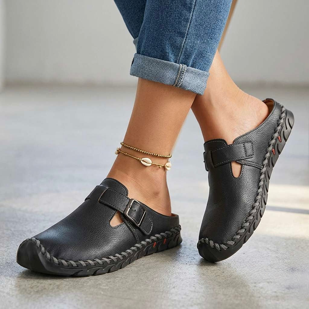 Nóinín | The Sure-Footed Walking Sandal