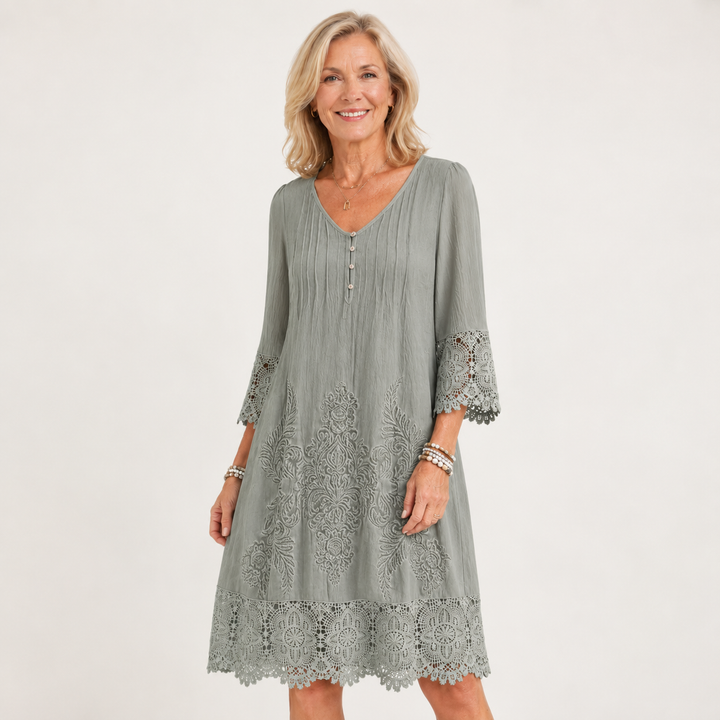 Berenice | The Vintage Lace Midi