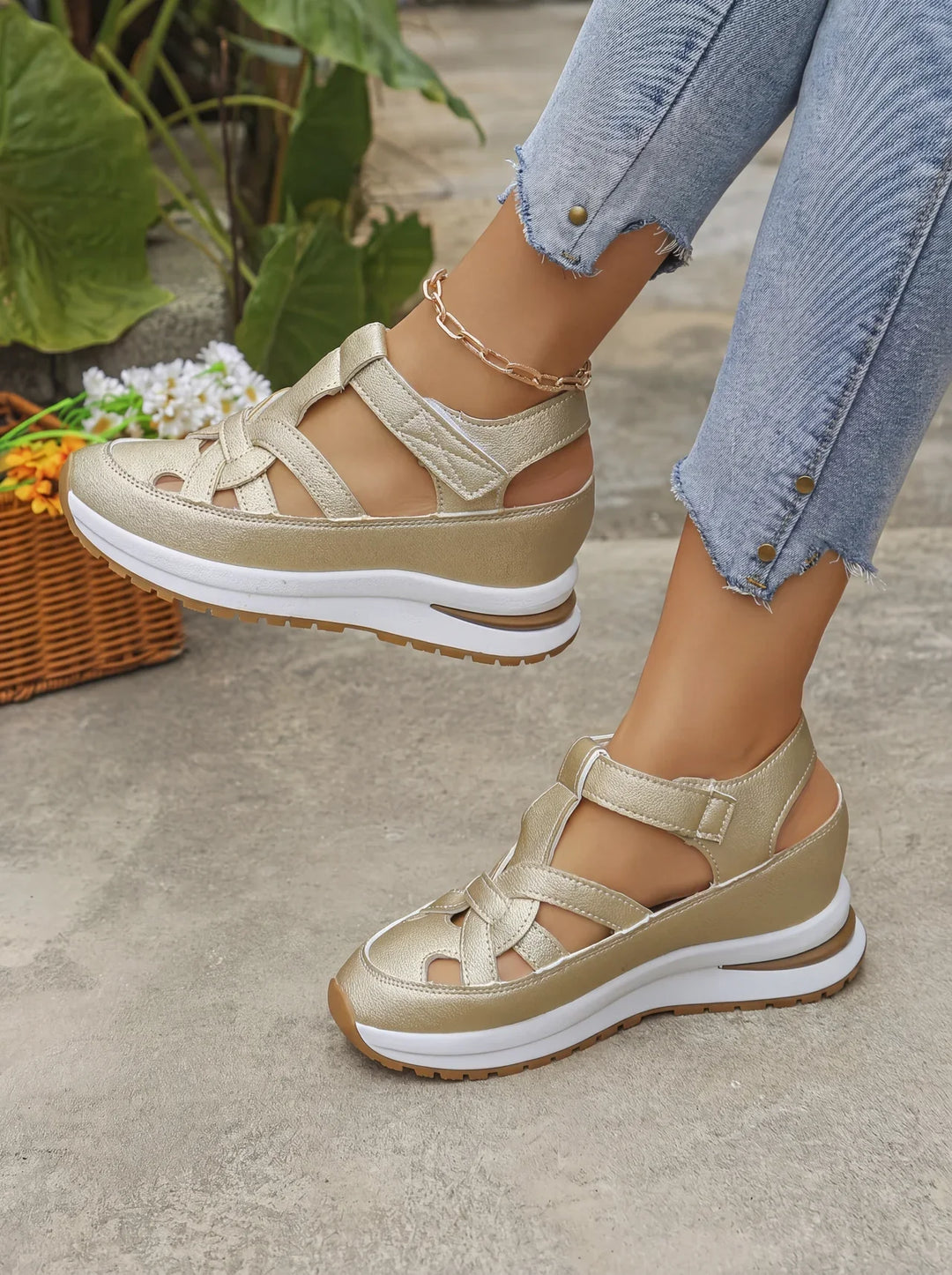 Cainnear | Support, Cushion, and All-Day Ease