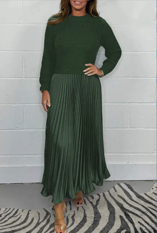 Saorla | The Long-Sleeve Pleated Maxi