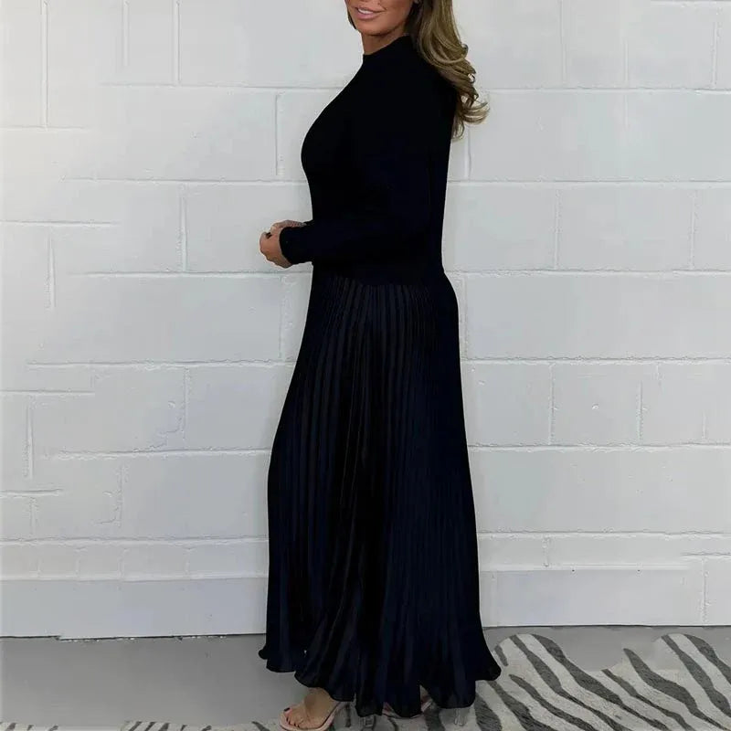 Saorla | The Long-Sleeve Pleated Maxi