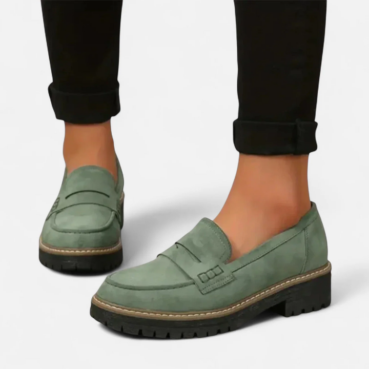 Dearbhla | Walk Farther, Stay Longer