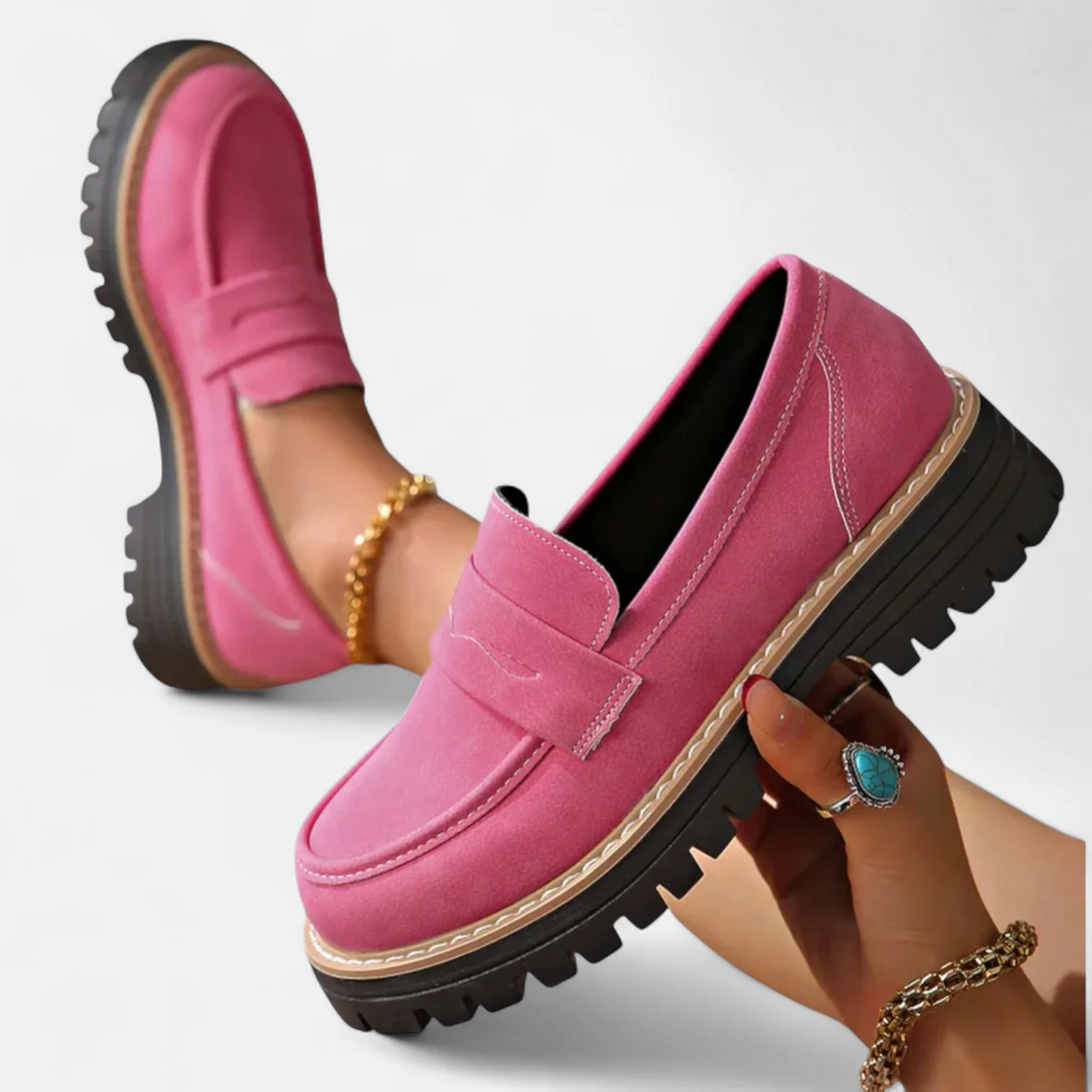 Dearbhla | Walk Farther, Stay Longer