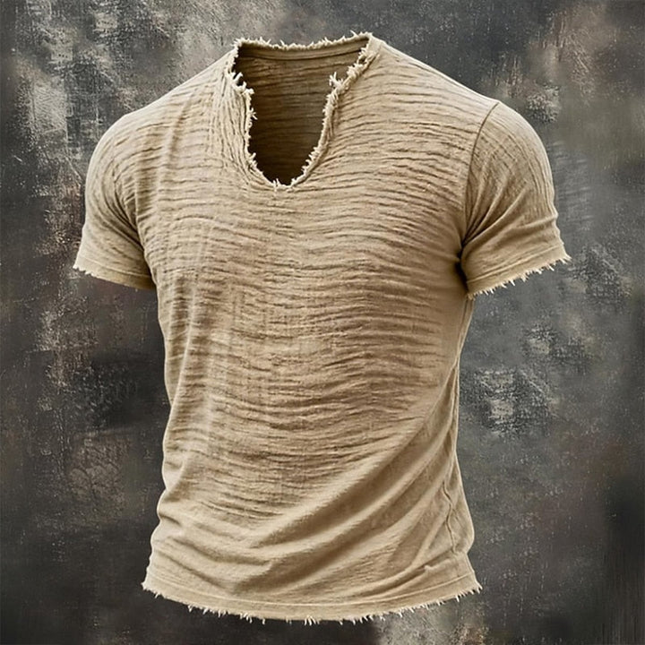 Cael | Casual Vintage V-Neck Tee