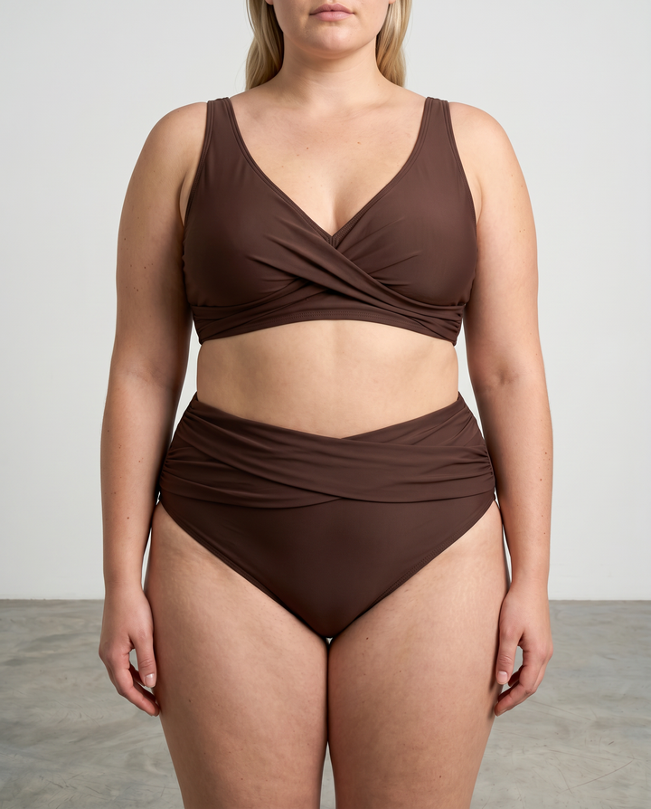 Cuimne | The Wrap Bikini That Flatters