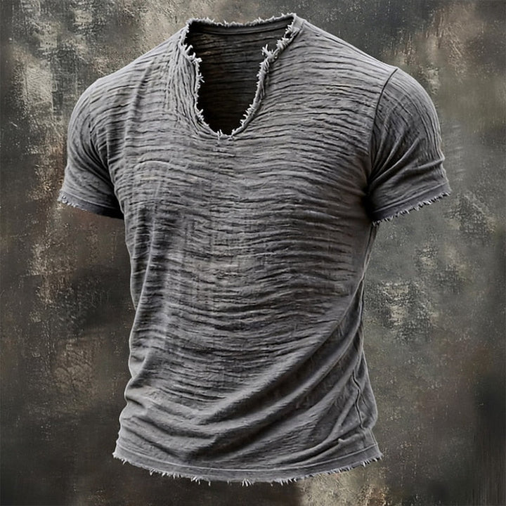 Cael | Casual Vintage V-Neck Tee